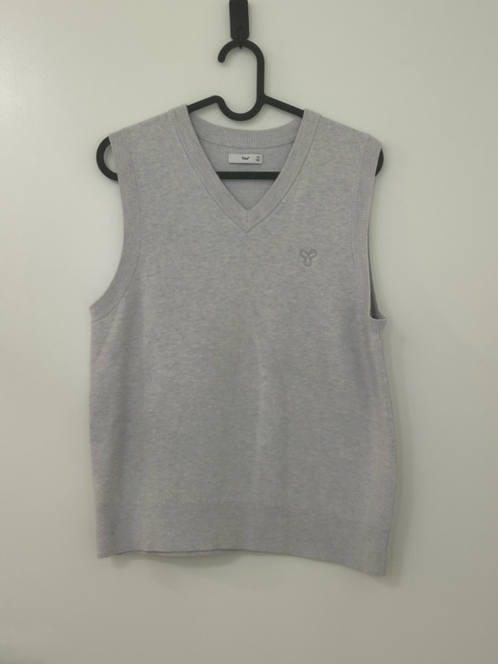 Aritzia TNA V-Neck Knit Sweater Vest Light Gray/Baby Blue XS